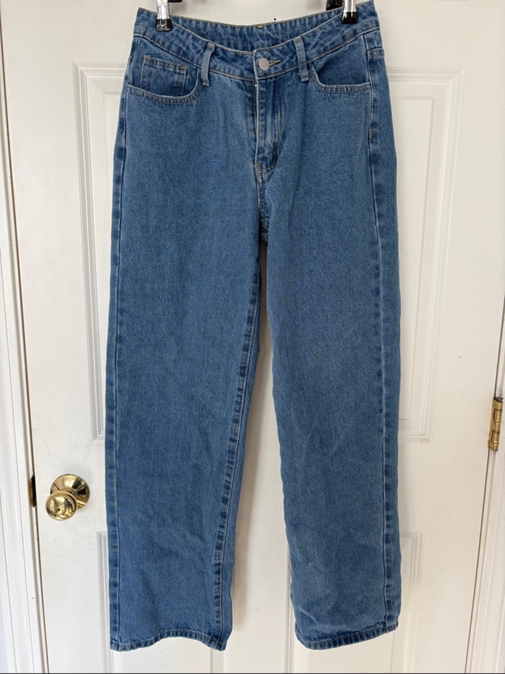 MUST GO! Classic High-Waist Straight Leg Jeans - Medium Blue